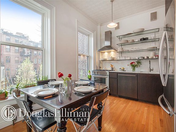3rd image of 7 S Portland Ave APT 3B