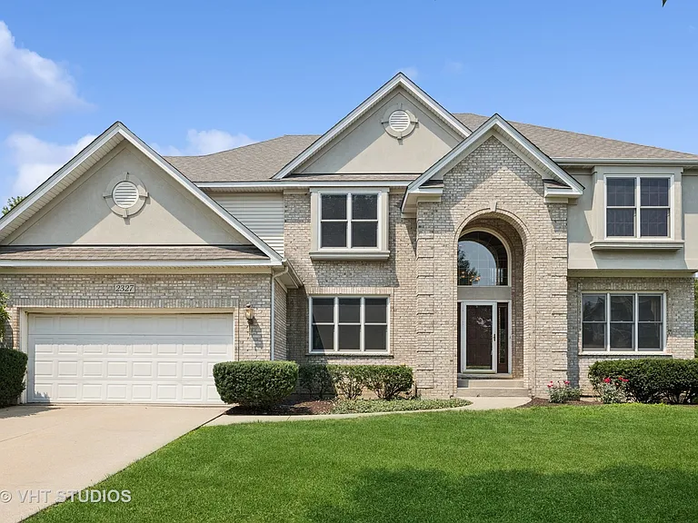 2327 Flat Rock Ct — Photo 1
