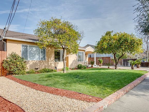 4th image of 749 Willow Glen Way