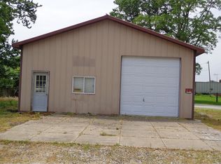 2651 Durkees Ferry Rd, West Terre Haute, IN 47885