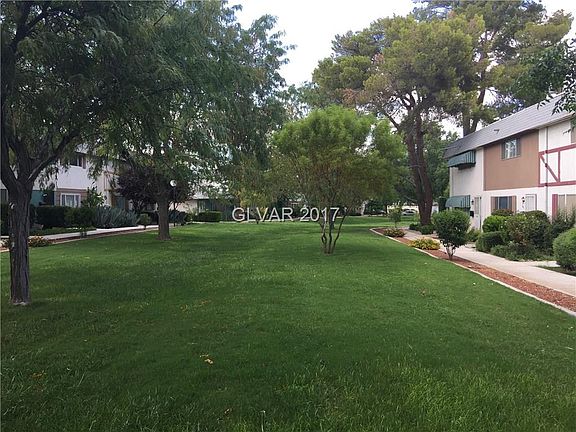 4th image of 191 Greenbriar Townhouse Way