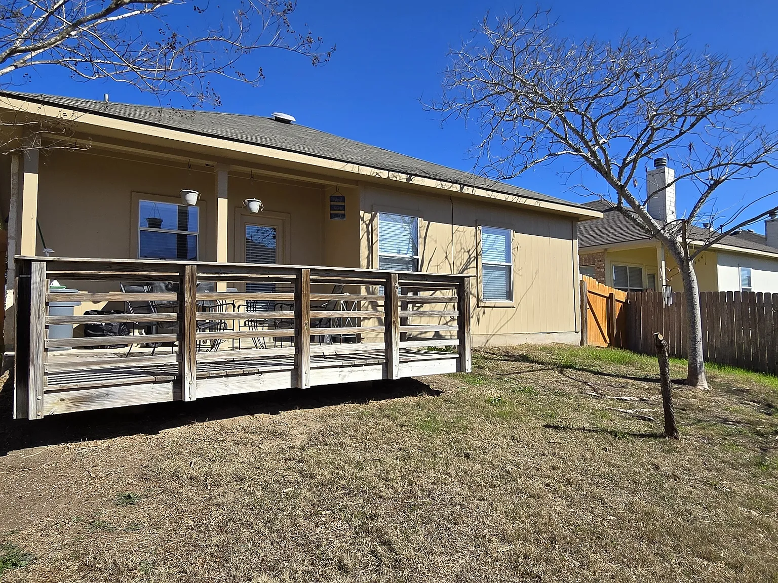 4 bed, 1726 sqft, $500 — Photo 2