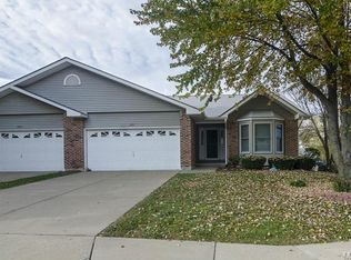 2967 Oakmoor Dr, Saint Charles, MO 63301