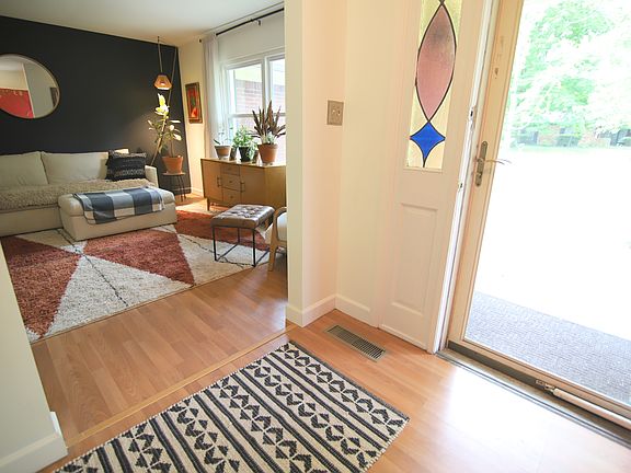 4th image of 8328 Hoover Ln