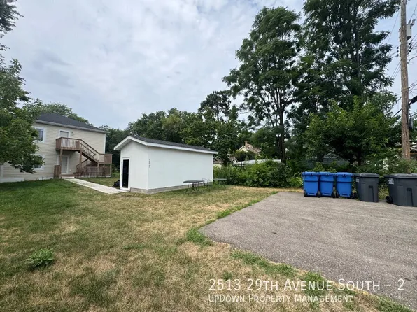 2513 29th Ave S #2, Minneapolis, MN 55406