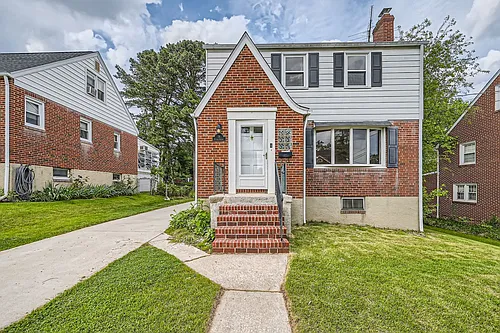 18 Fuller Ave Photo 1