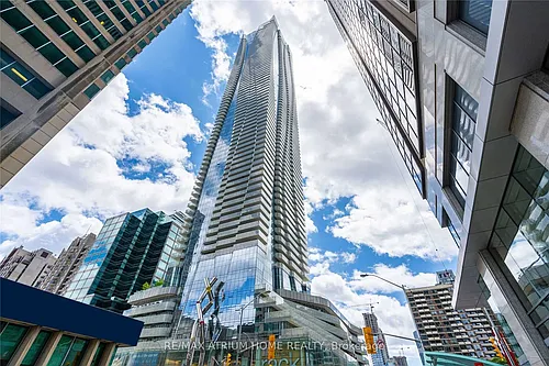 1 Bloor St E #1809 Photo 1