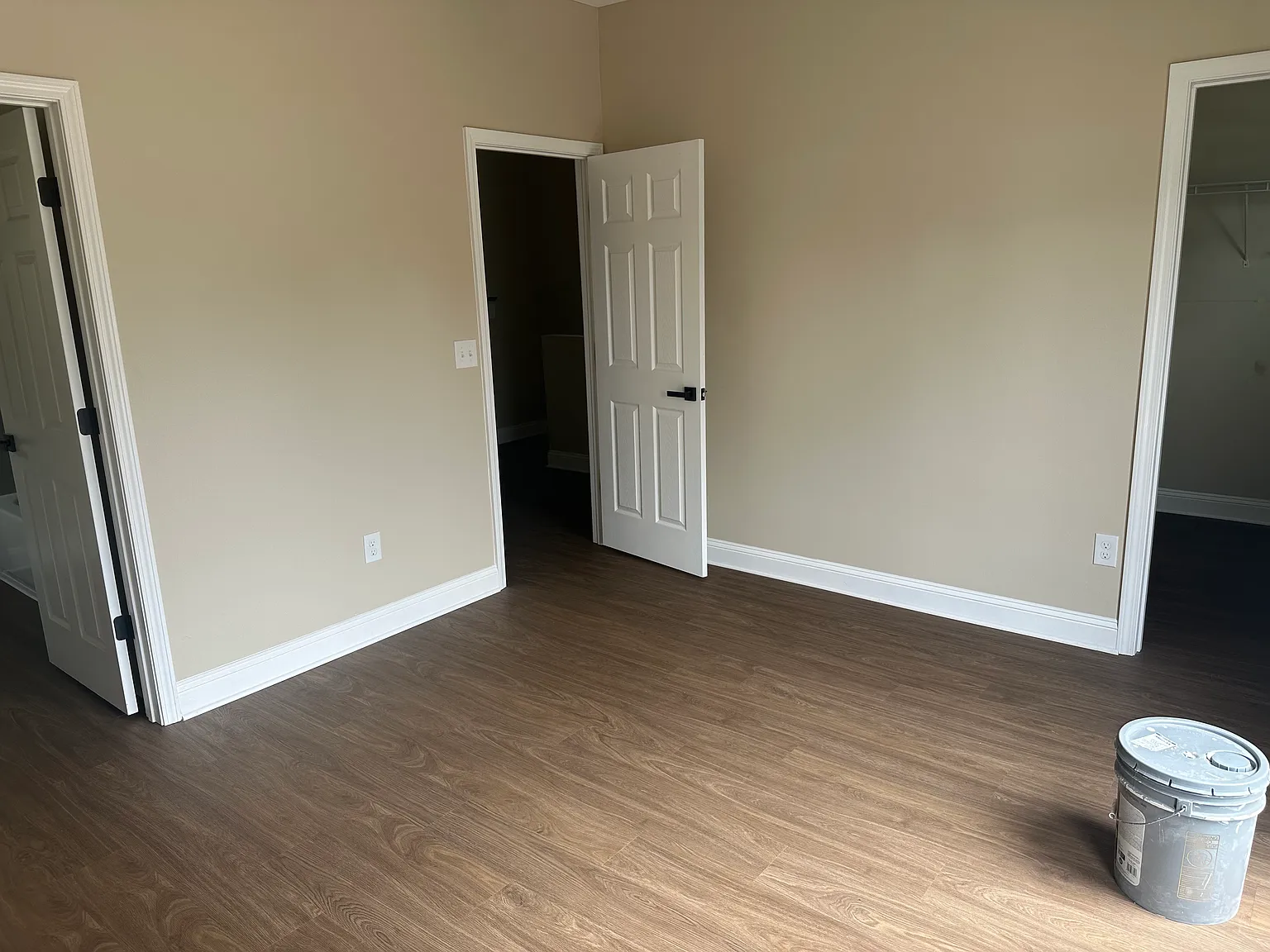 2247 Parkin Rd — Photo 2