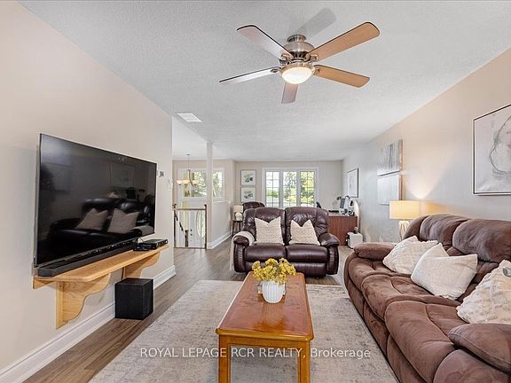 5th image of 115 Beswick Dr