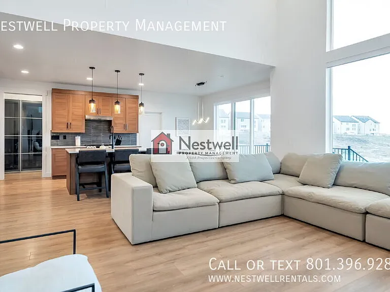 76 N Midland Dr — Photo 6