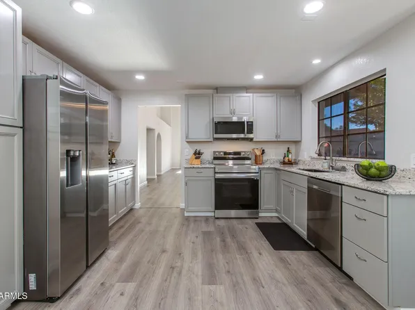 18836 N 94th Avenue, Peoria, AZ 85382