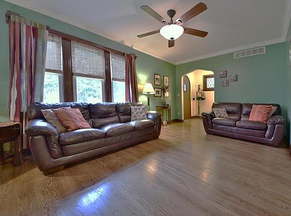 5th image of 6328 Tholozan Ave