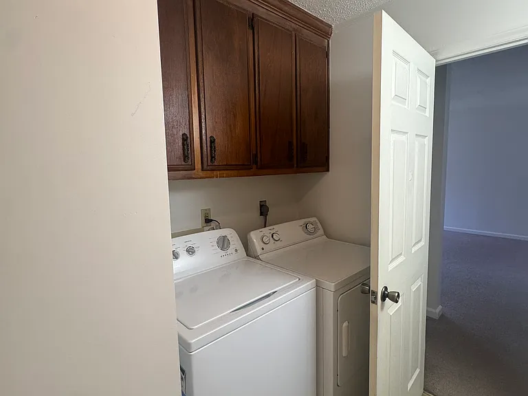 160 Spring St #1 — Photo 2