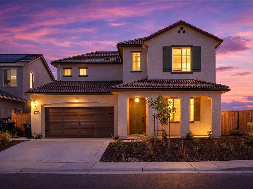 1st image of 12783 Crossbill Way