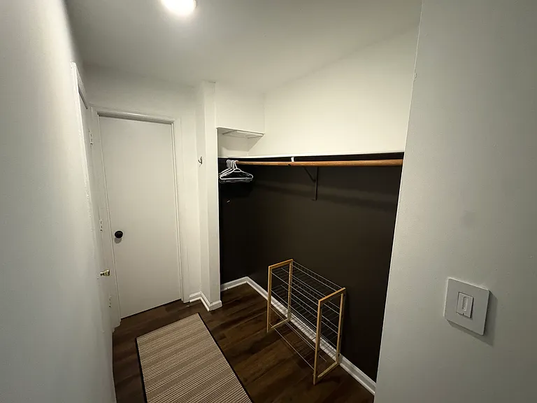 4235 Stockbridge Dr — Photo 16