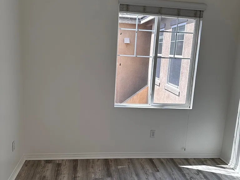 715 Nile River Dr — Photo 12