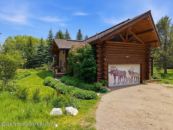 2nd image of 2450 N Fish Creek Rd