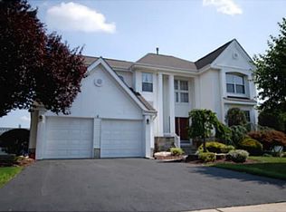 2 Hauser Ln, Matawan, NJ 07747