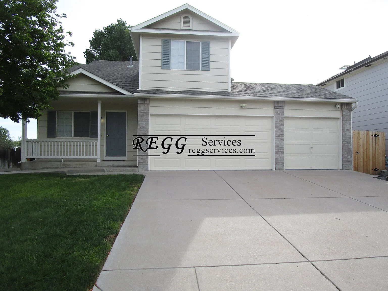 Private, Henderson — Photo 2