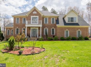 11511 Dyrham Ln, Glenn Dale, MD 20769