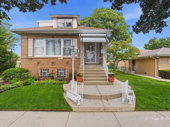 3944 W Greenleaf Ave, Lincolnwood, IL 60712