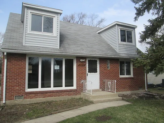 8016 S 85th Ave photo 1