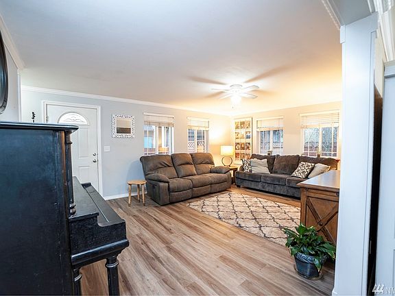 4th image of 6450 Portal Manor Dr