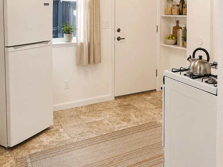 Pruneyard Garden Apartments — Photo 11