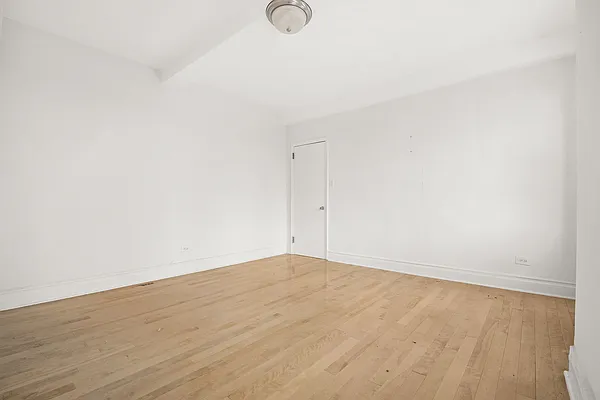 Rented by Compass | media 10