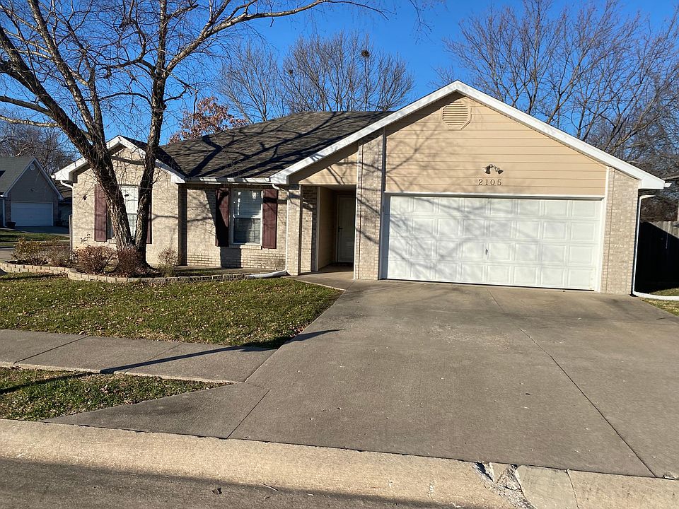 1st image of 2105 Saratoga Dr