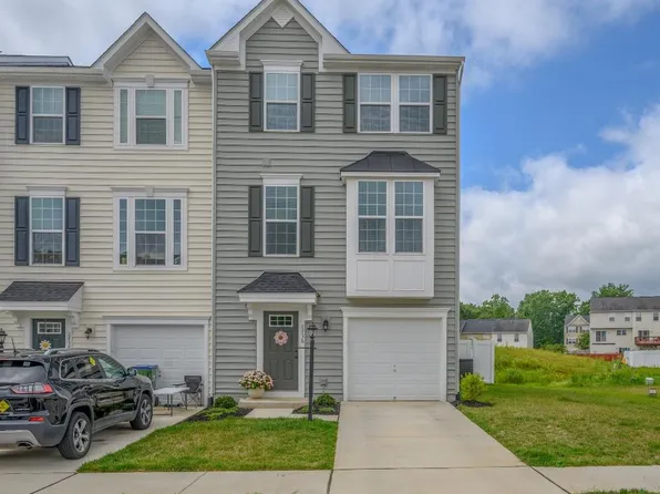 2736 Bears Den Dr, Locust Grove, VA 22508