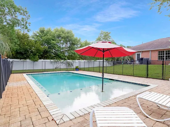 5662 Als Way, Milton, FL 32583