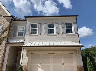 4373 Jenkins Dr NE, Roswell, GA 30075
