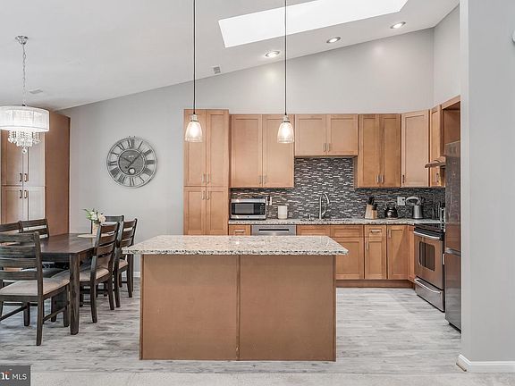 4th image of 10060 Wood Sorrels Ln