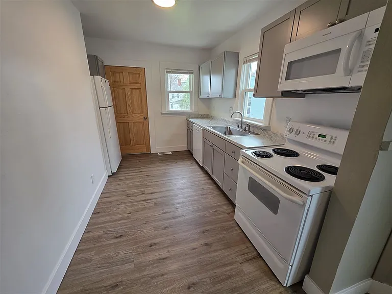 431 Boyne Ave #A — Photo 4