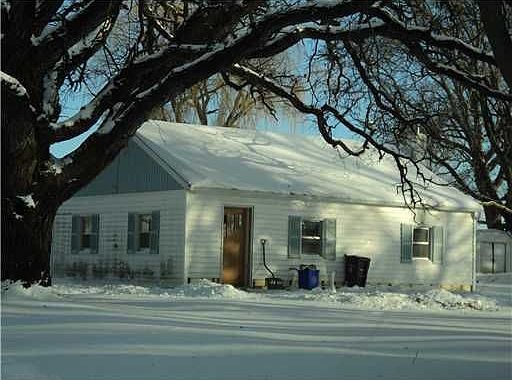 2nd image of 806 E Cedar St
