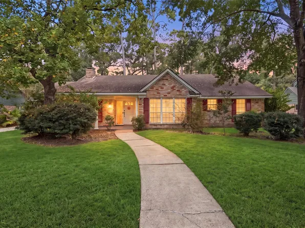 2119 Thousand Pines Dr, Kingwood, TX 77339