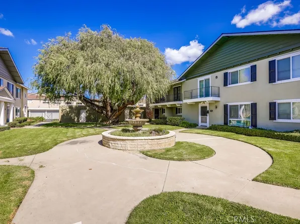 12100 Montecito Rd Unit 49, Los Alamitos, CA 90720