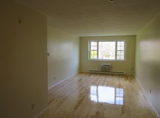 21 Franklin St #15, Somerville, MA 02145