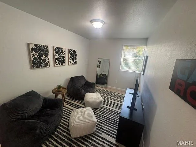 1924 Greenglen Dr #102 — Photo 14