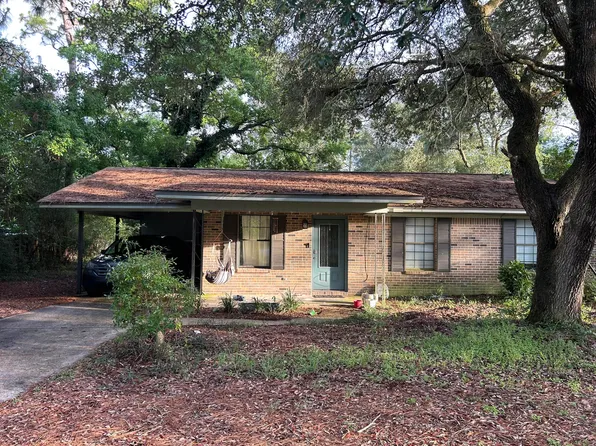 2008 Juniper Lake Rd, Defuniak Springs, FL 32433