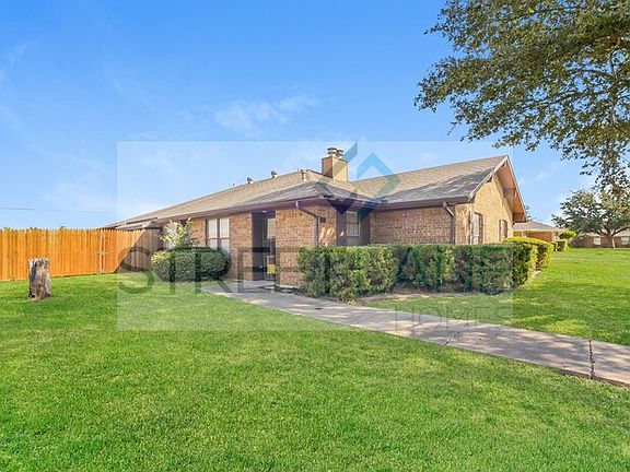 2nd image of 505 Shennandoah Dr