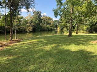 Espalier Dr, Decatur, TN 37322