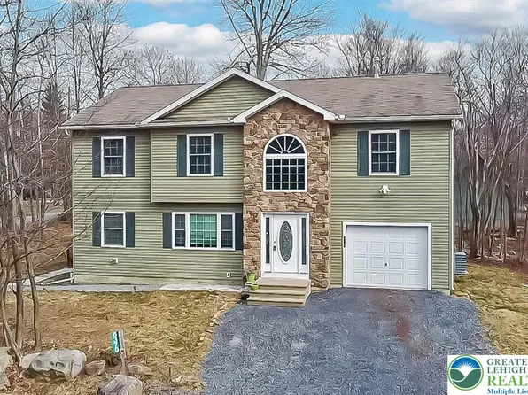 6370 Baltic Ave, Tobyhanna, PA 18466