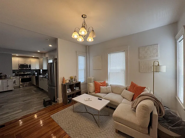 78 Bristol Rd #1 — Photo 2