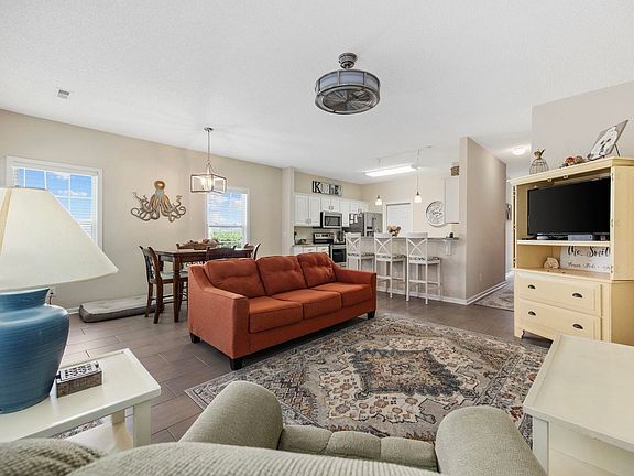 3rd image of 4358 River Gate Ln. #F