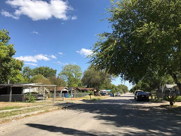 4th image of 7303 Westbriar Dr