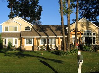 13383 Bluff Rd, Traverse City, MI 49686