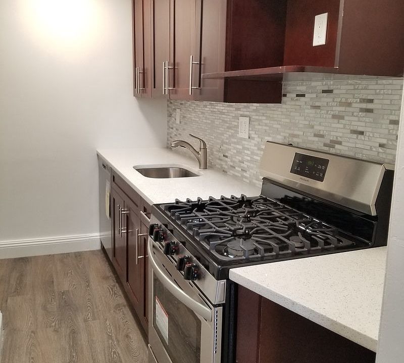 1st image of 2304 21st Ave