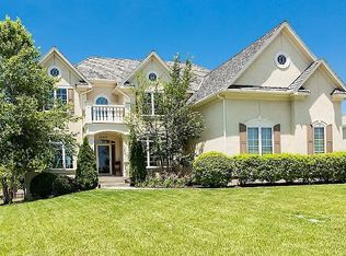 20410 W 92nd Ter, Lenexa, KS 66220